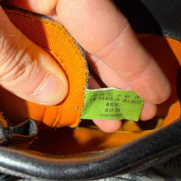 Timberland Men's Black and Gray Lace-Up Boots - Picture 5 of 6